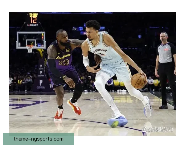 詹姆斯领衔湖人强势反弹勇士遭遇连败危机加剧东西部格局再起波澜