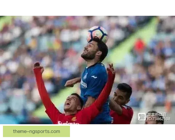 塞维利亚俱乐部新赛季引援动向与战术调整引发球迷热议与期待持续